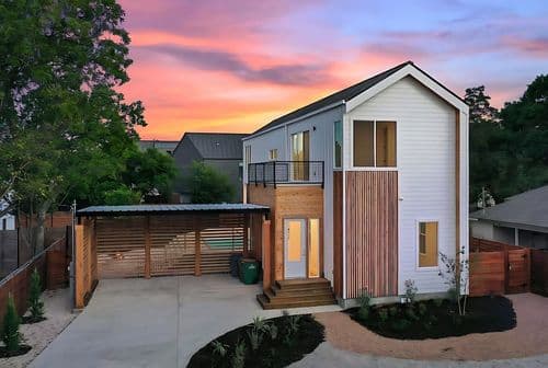 Luma House - Image 1