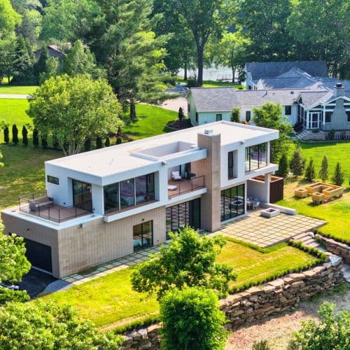 Nashville Lakeside Modern - Image 1