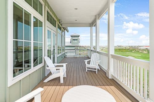Pelican's Perch - Image 47
