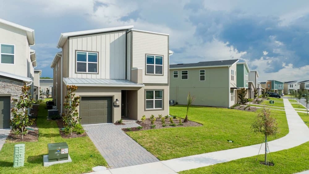 Bluemont Garden - Image 44