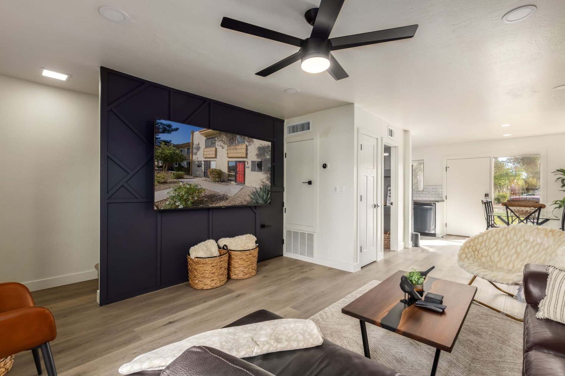 Camelback Townhouse - Image 19