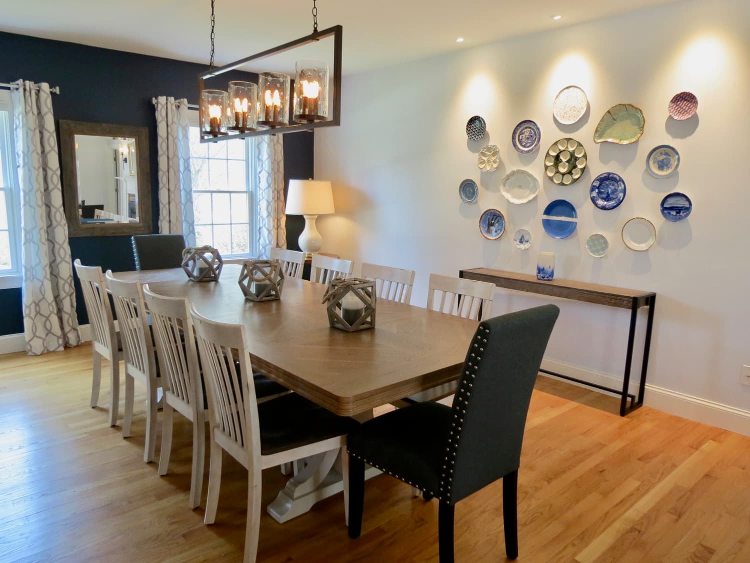 Queen's Perch - Image 8