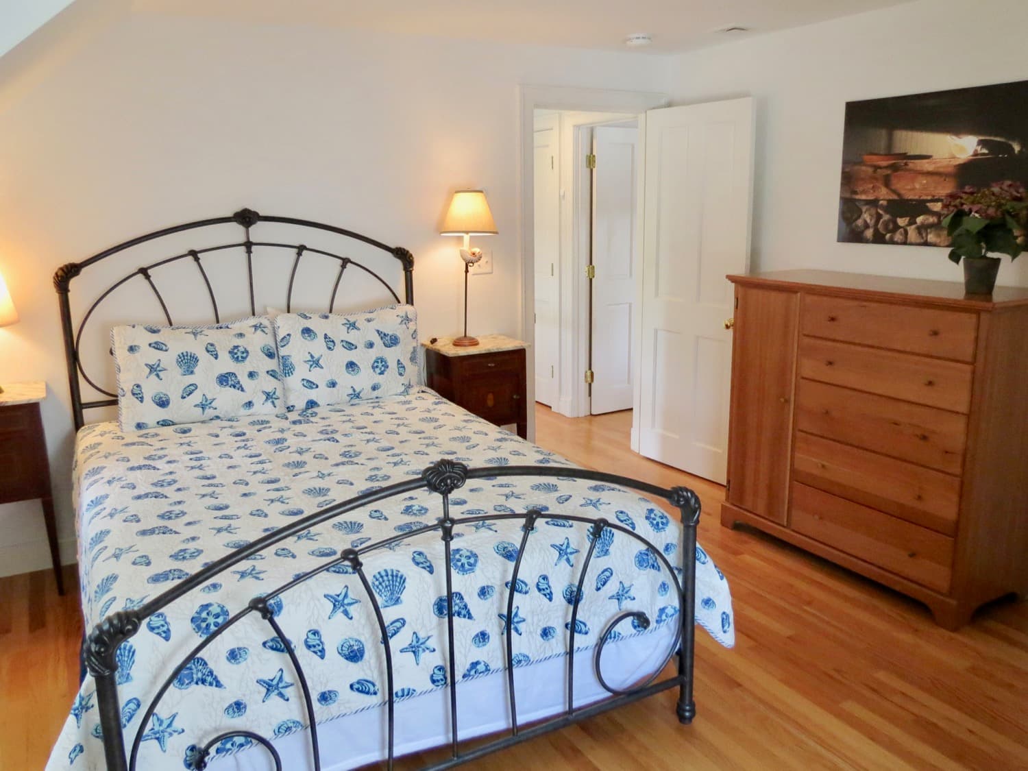 Queen's Perch - Image 17