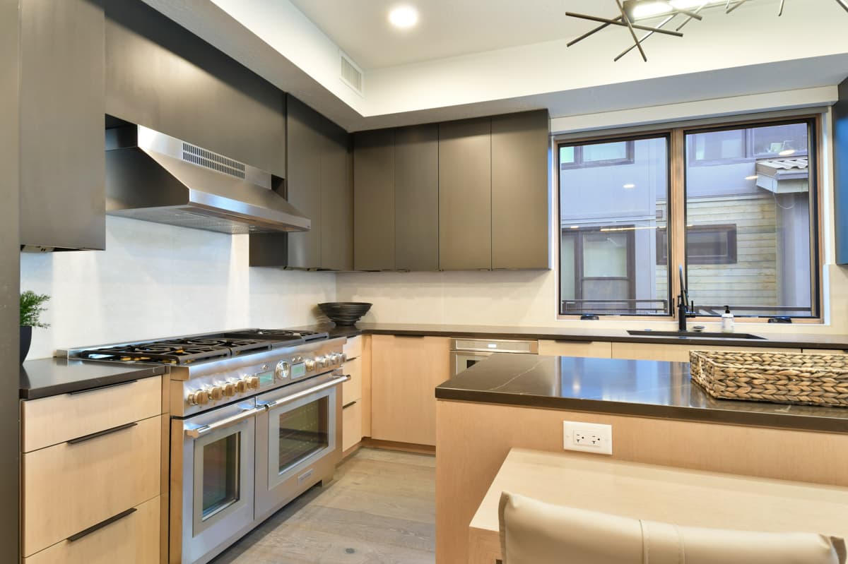 King's Crown - Image 9