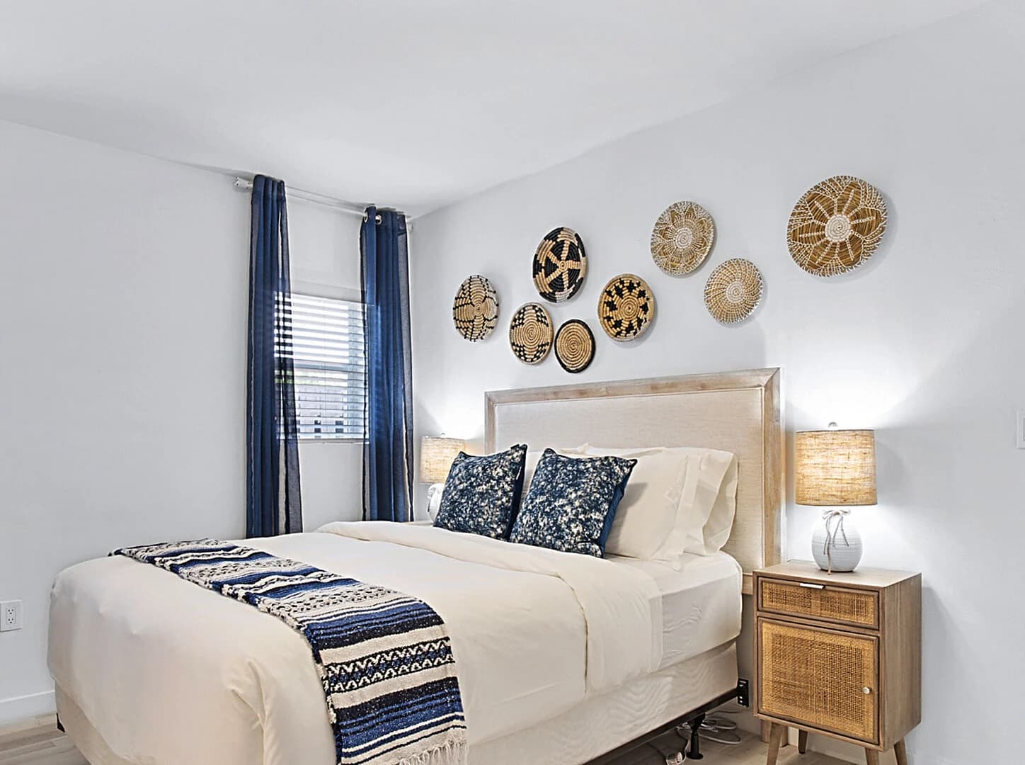 Ceasar's Place - Image 16