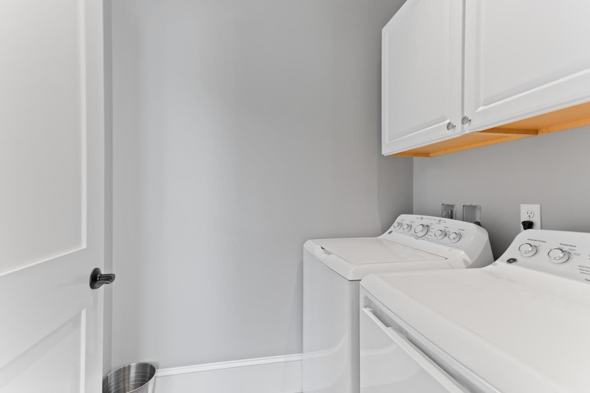 Shore Daze - Image 16