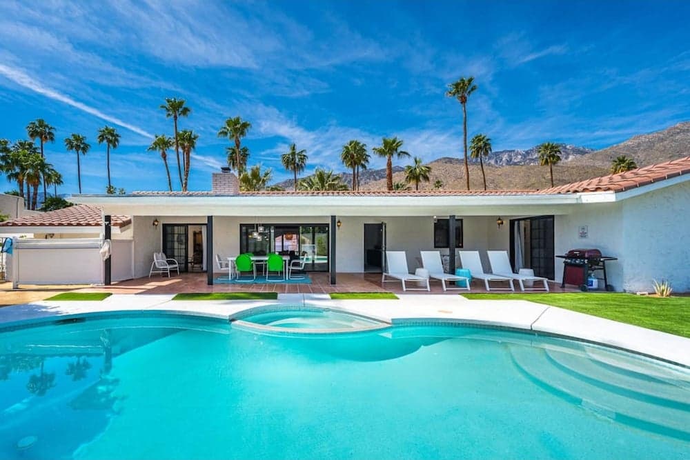 Mountain View Mid-century - Image 1