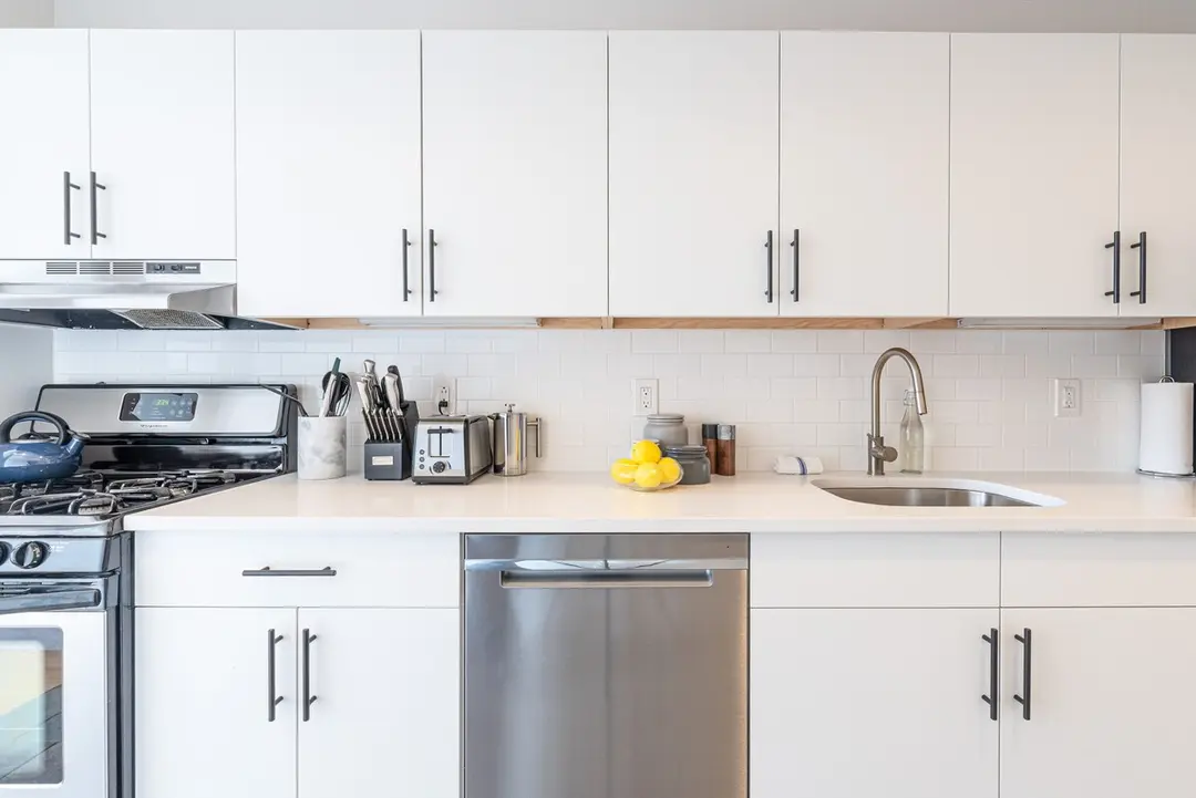 Cypress Court III - Image 7