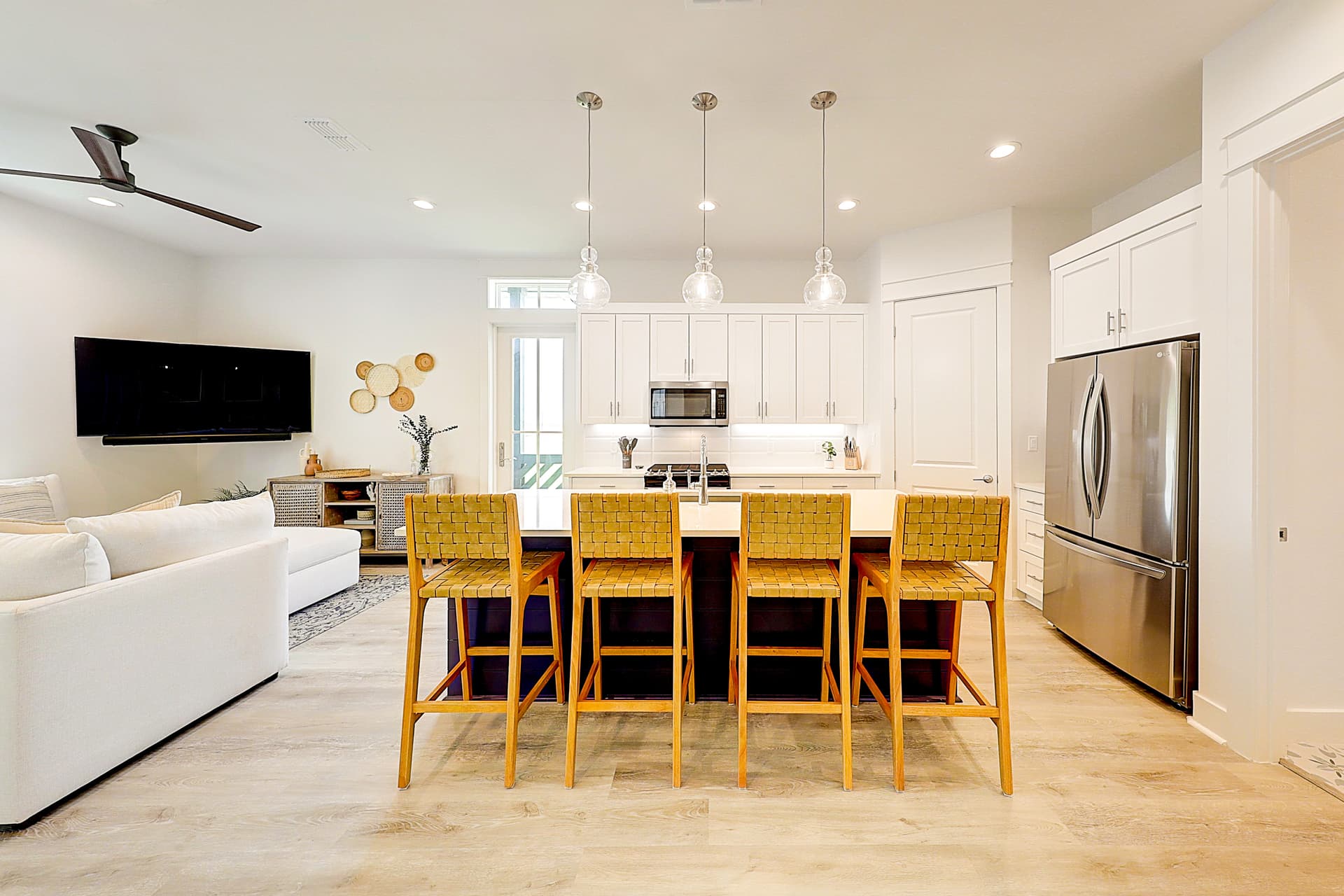 Sunset on the Ninth - Image 4