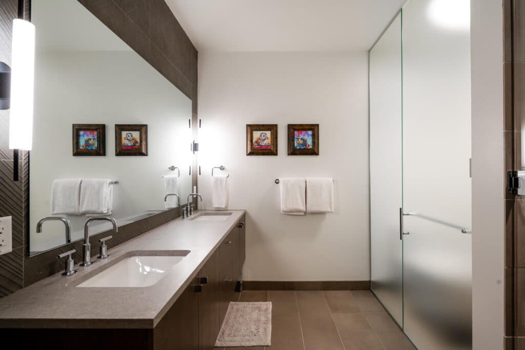 Lake Lodge #212 - Image 12