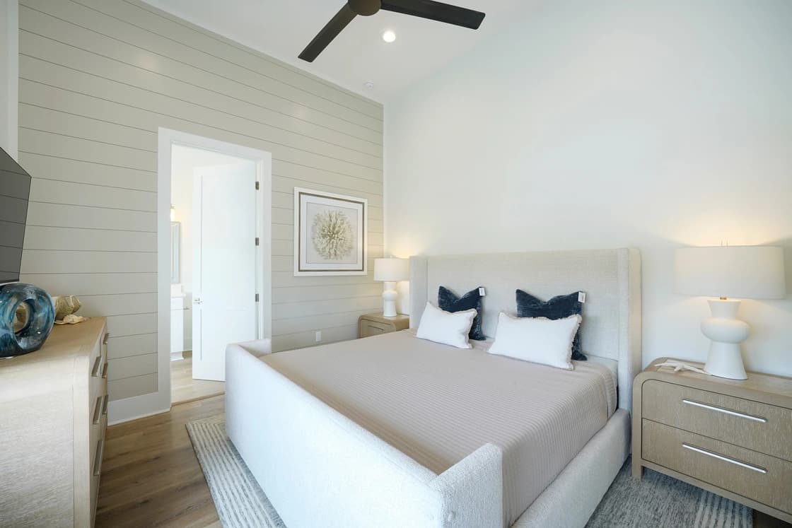 Serenity Skies - Image 32