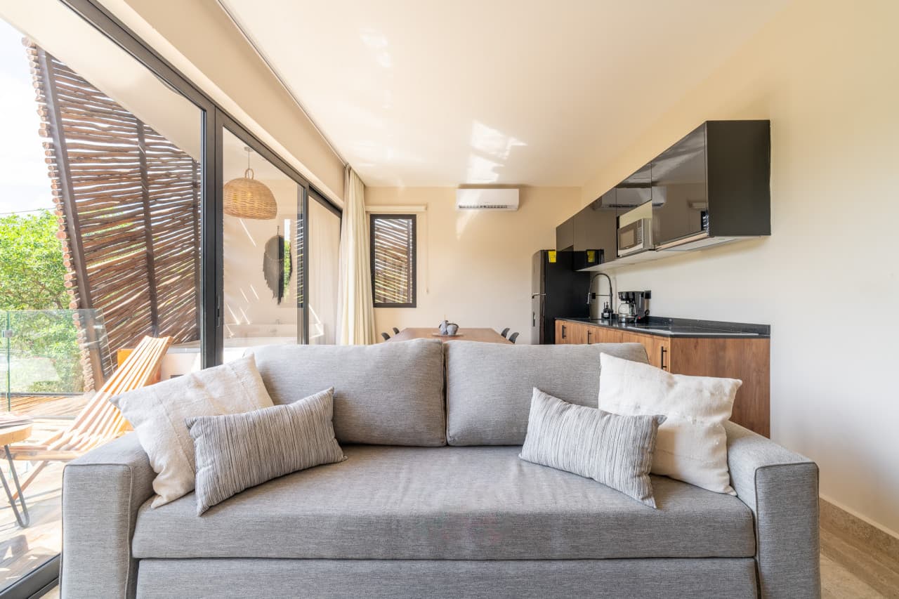 Jungle Sky Residence - Image 2