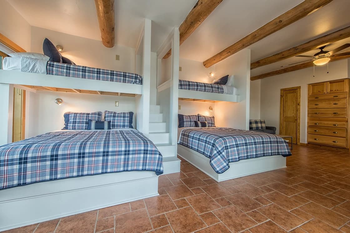 Azalea Retreat - Image 33