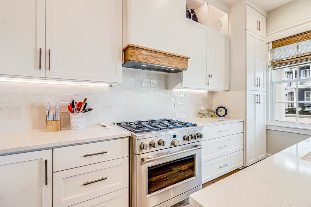 Beachin' Bungalow - Image 15