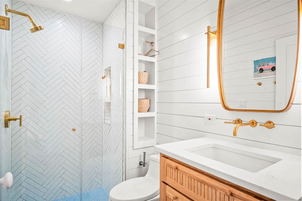 Marky P and the Funky Beach - Image 28