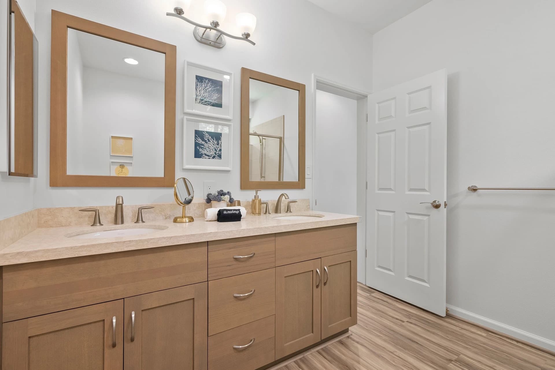 Pakele Oahu - Image 22