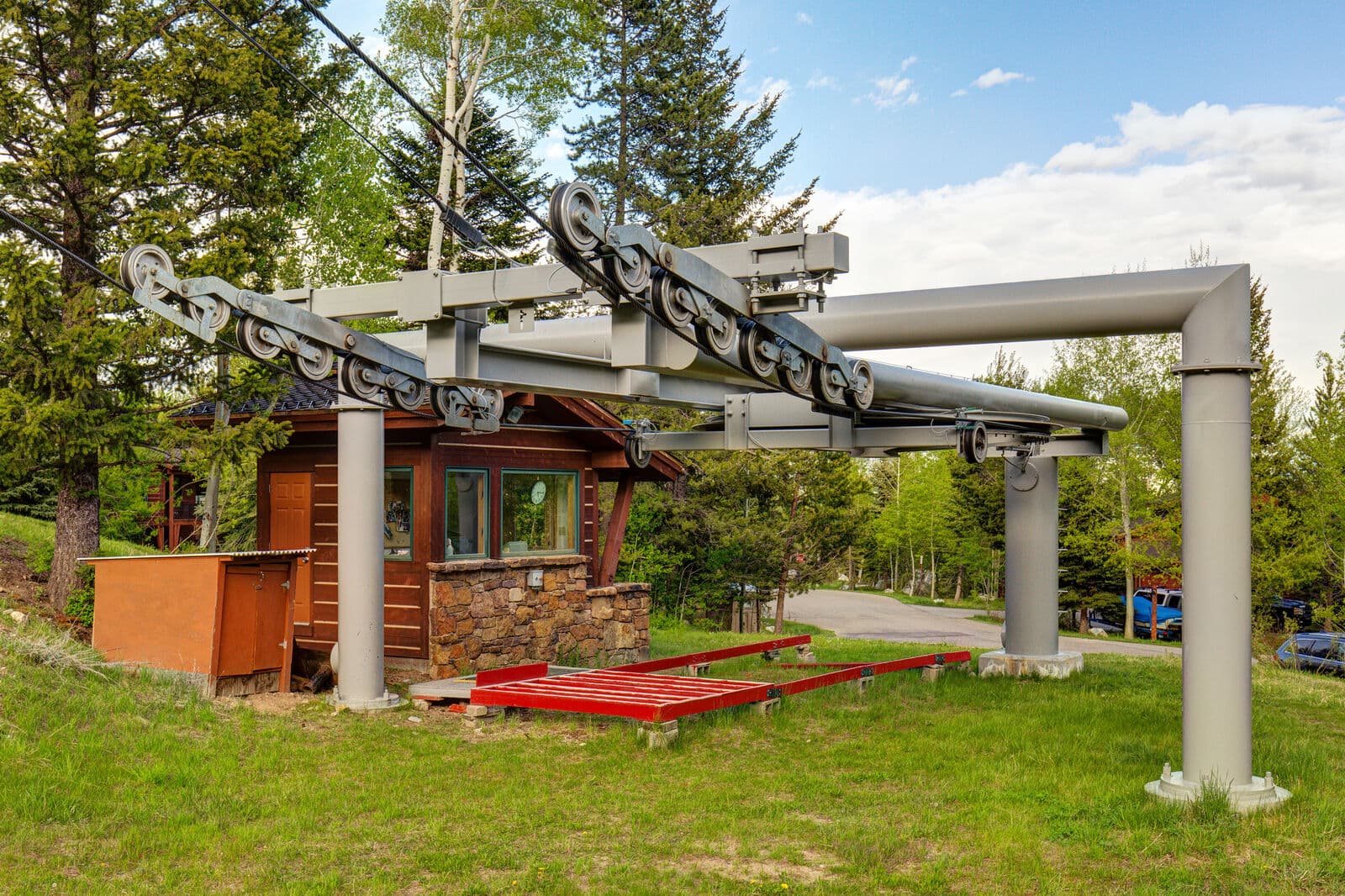 Teewinot Home - Image 43