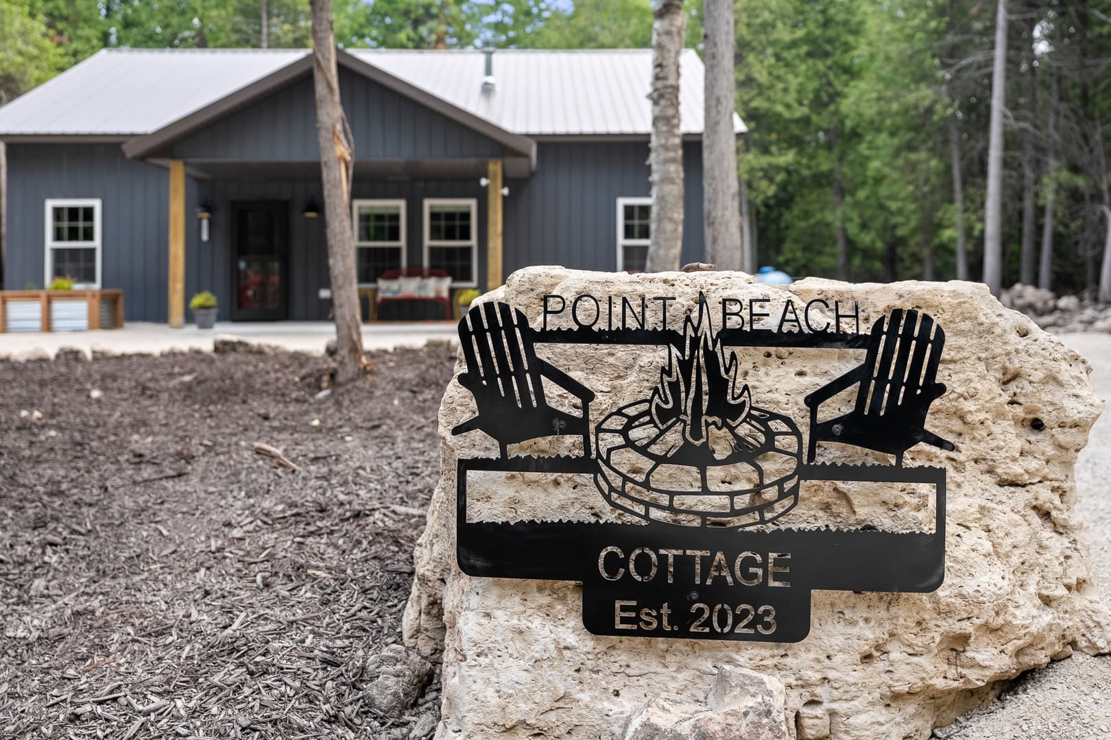 Point Beach Cottage - Image 19