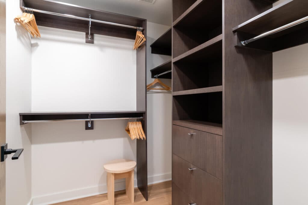 Rising Bull Home - Image 8