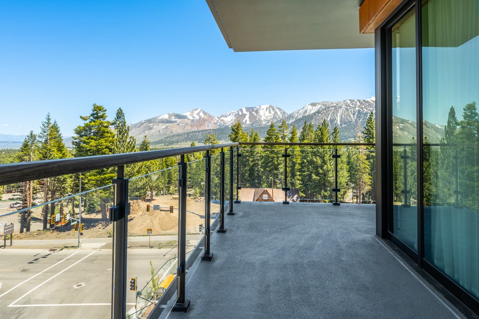 Limelight Residences #677 - Image 2