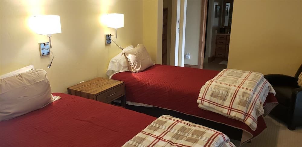 Mountain View Condo #403 - Image 6