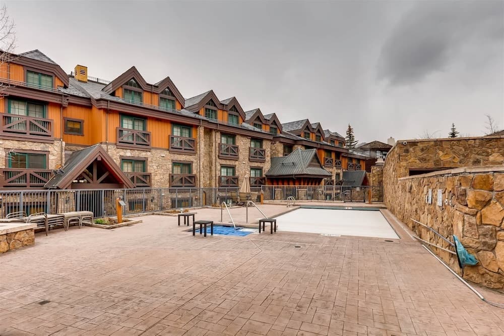 Mountain View Condo #403 - Image 3