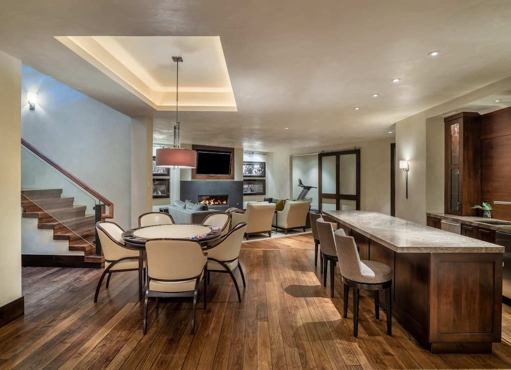 Acre Enclave #10 - Image 5