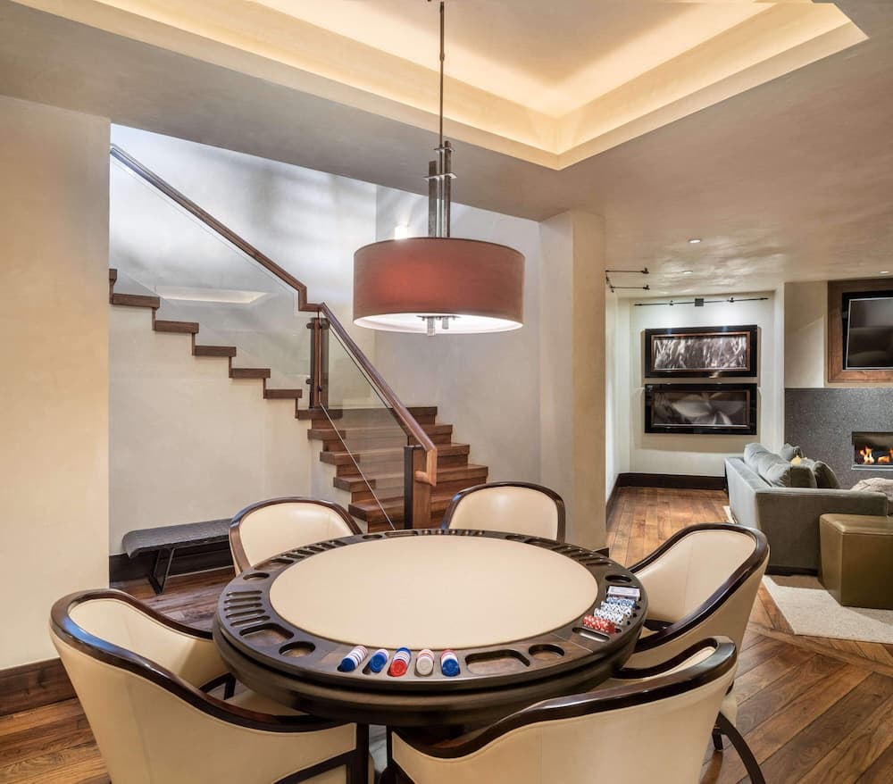 Acre Enclave #10 - Image 8