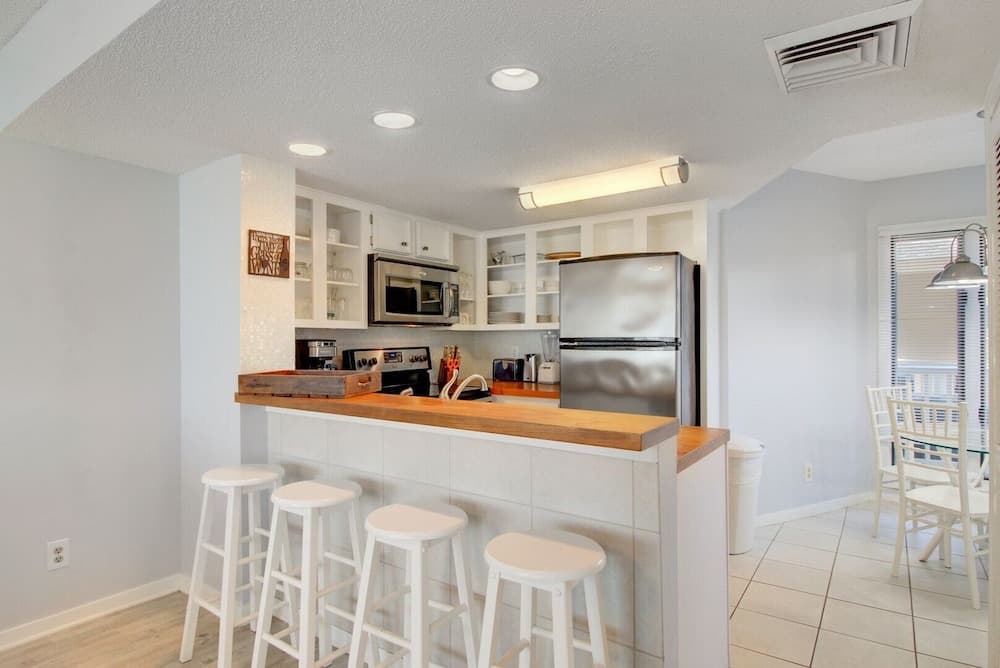 Port O Call #103D - Image 5