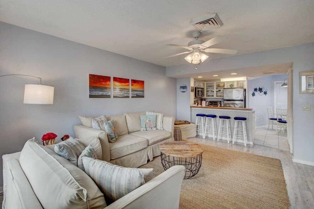 Port O Call #103D - Image 4