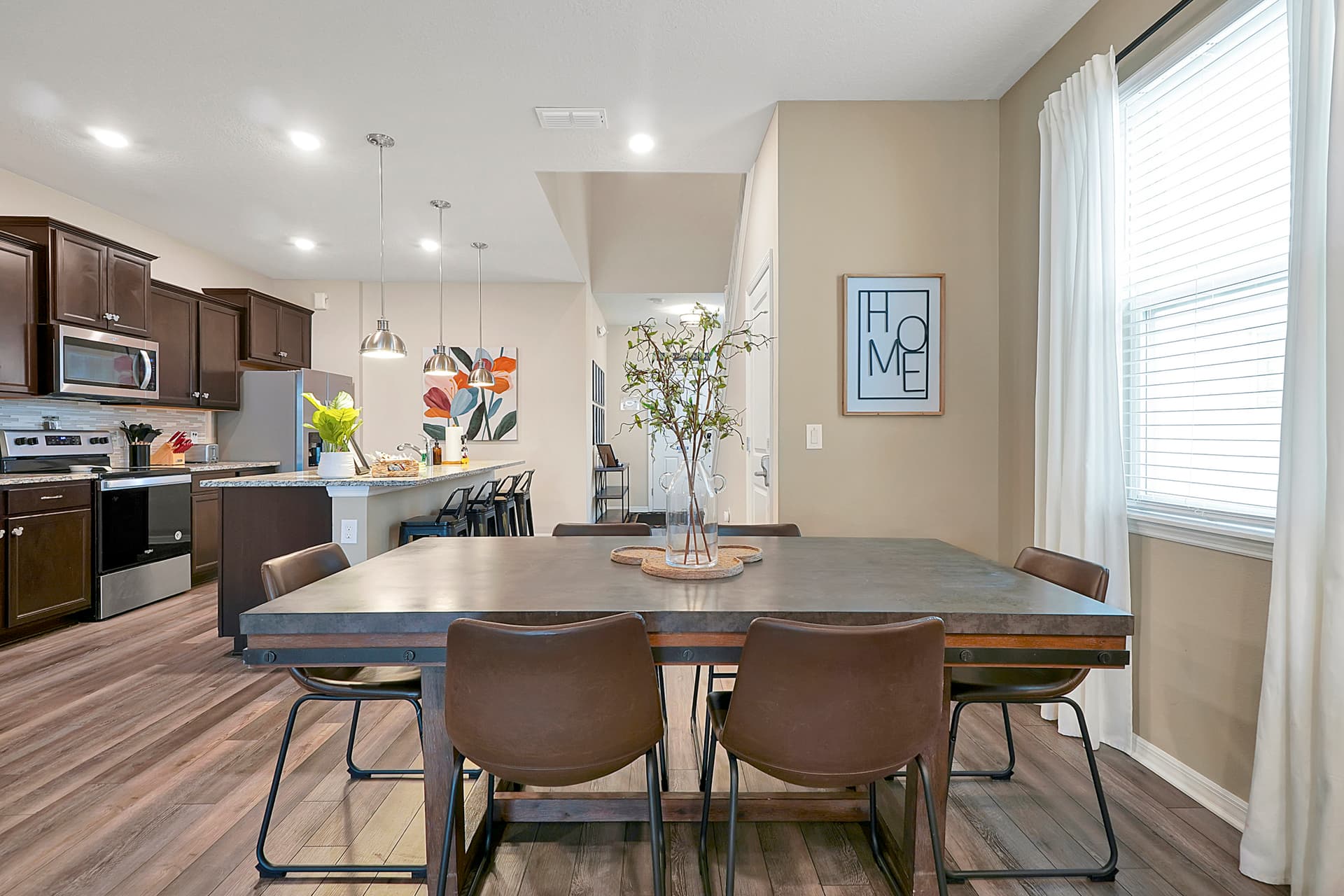 Aloha Windsor Dreams - Image 5