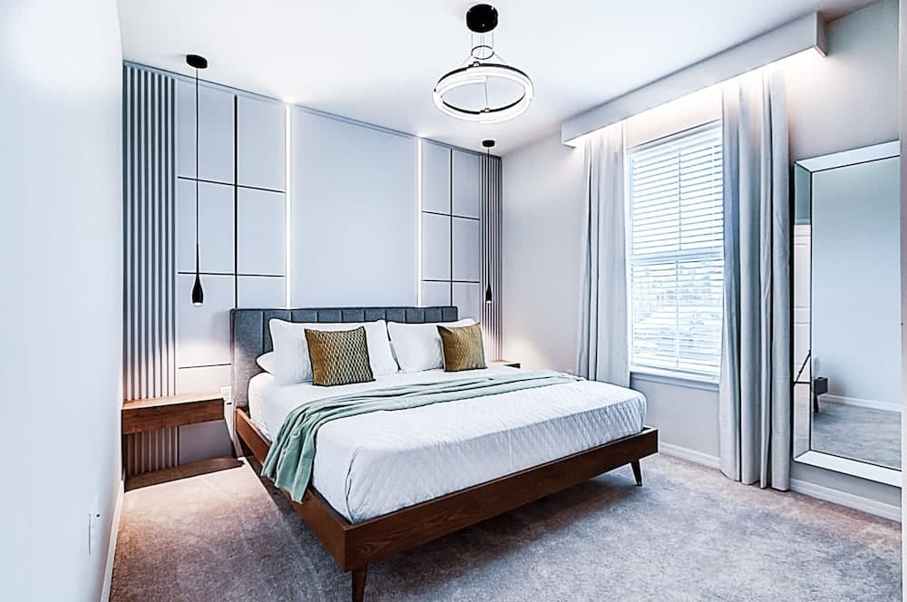 Fantastic Family #1177 - Image 4