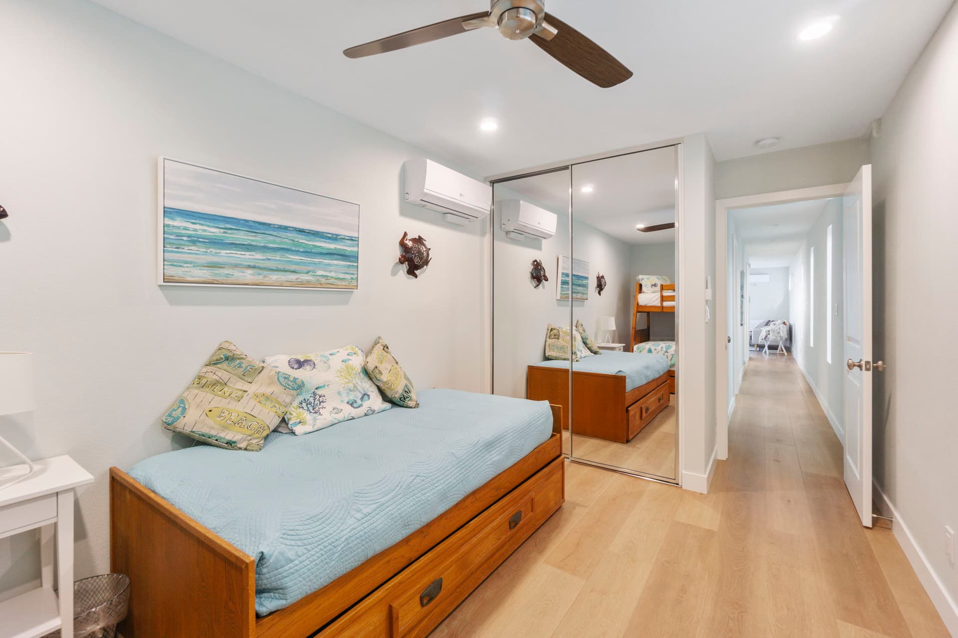 Surfside Oasis - Image 17