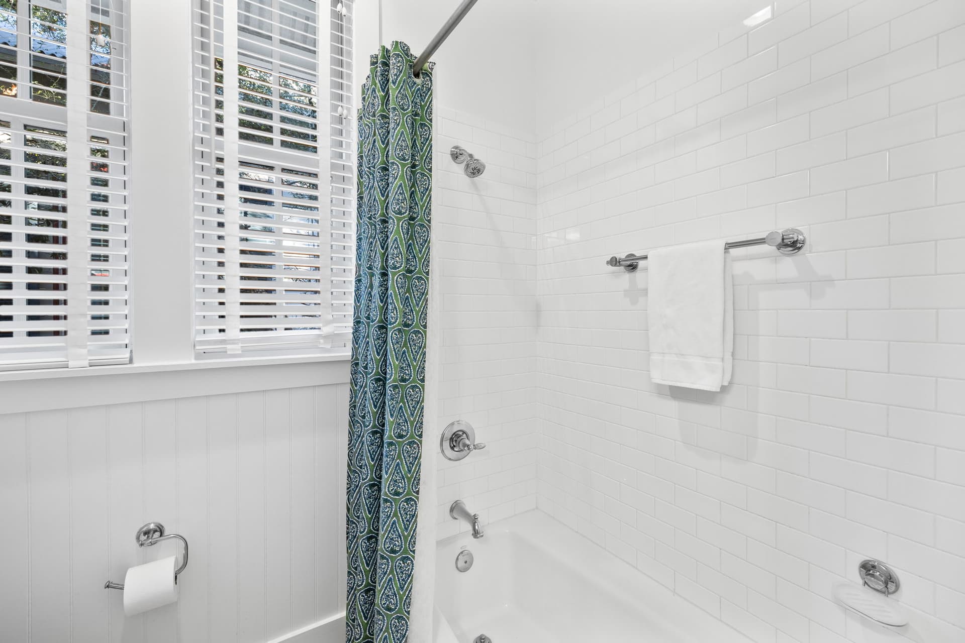 Bluegrass Breeze - Image 23