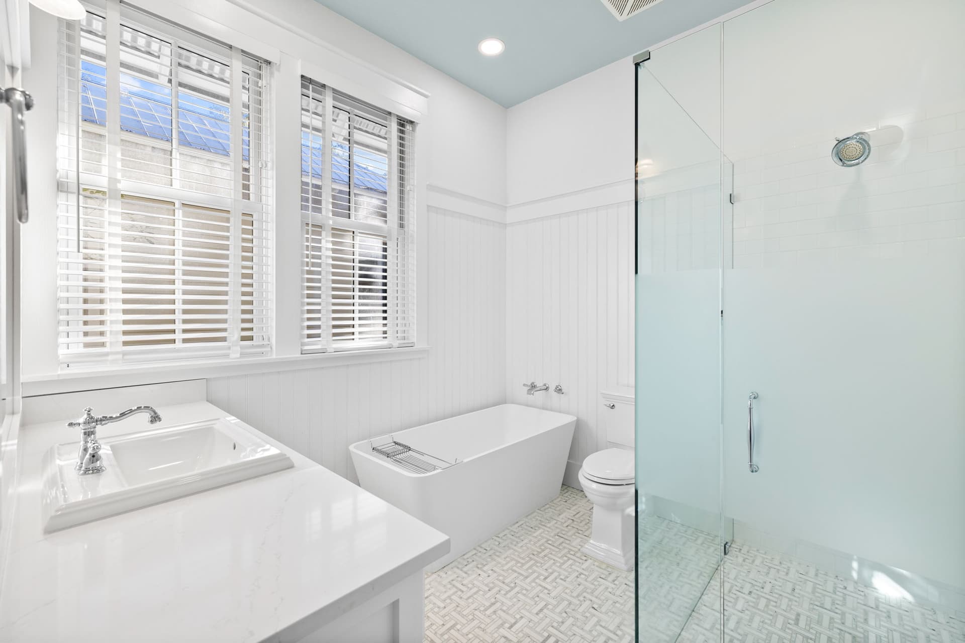 Bluegrass Breeze - Image 24