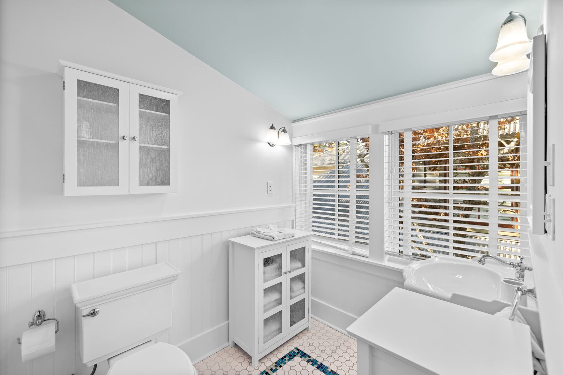 Bluegrass Breeze - Image 26