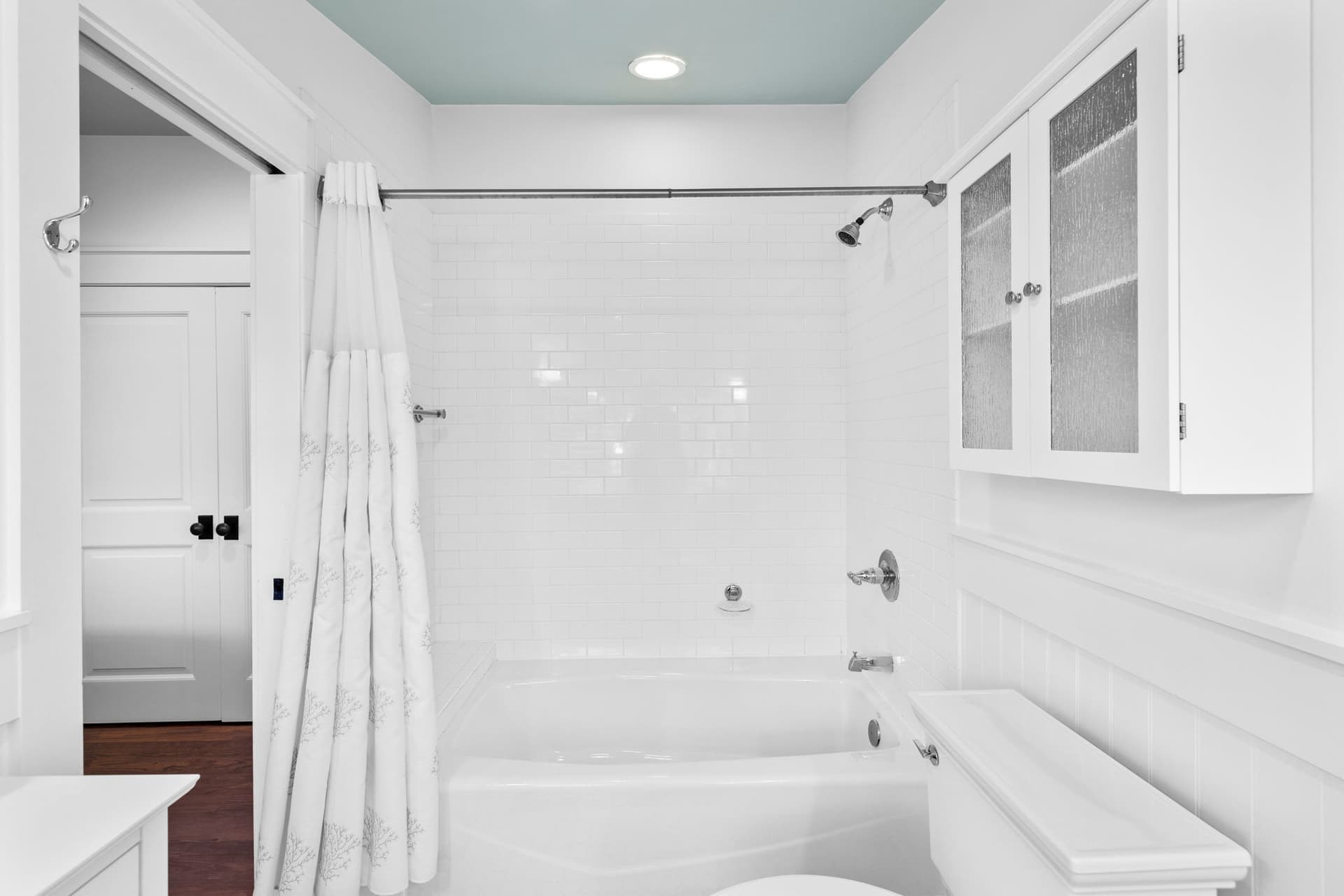 Bluegrass Breeze - Image 27