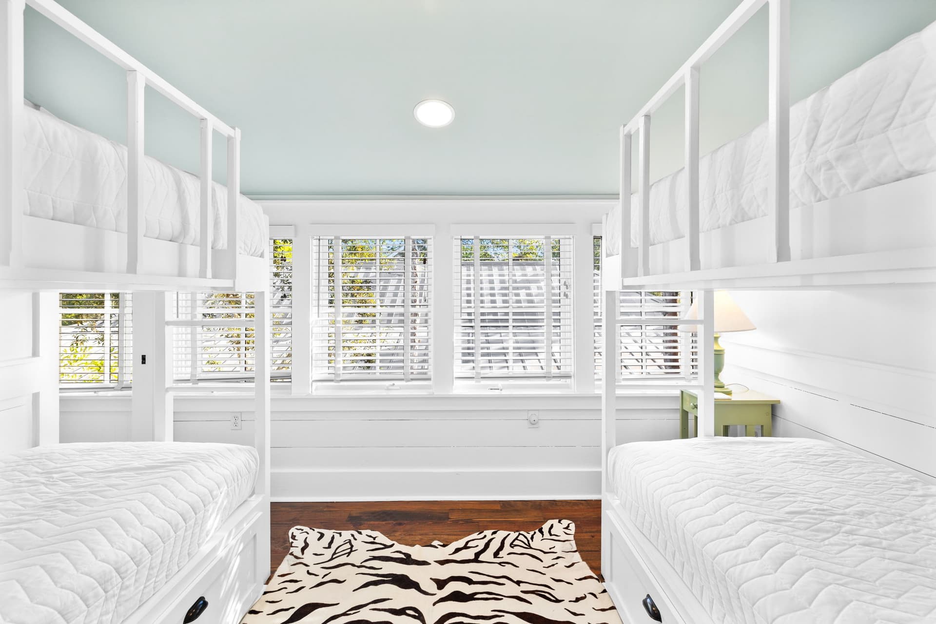 Bluegrass Breeze - Image 20