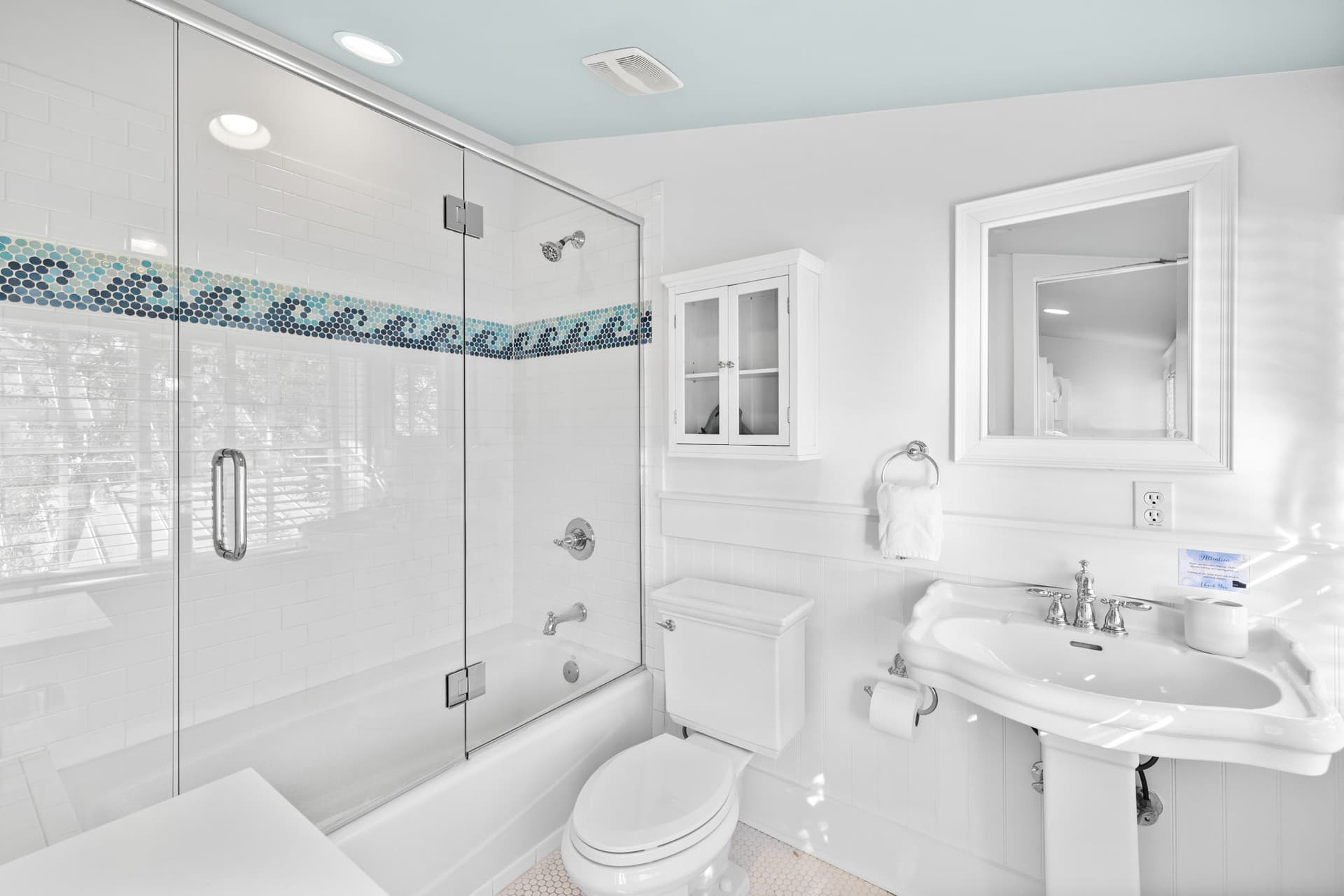 Bluegrass Breeze - Image 28