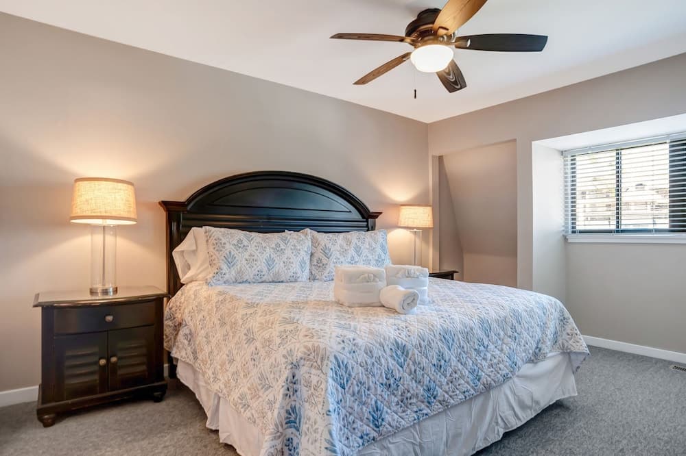 Harbour Town Club Villa #1266 - Image 9