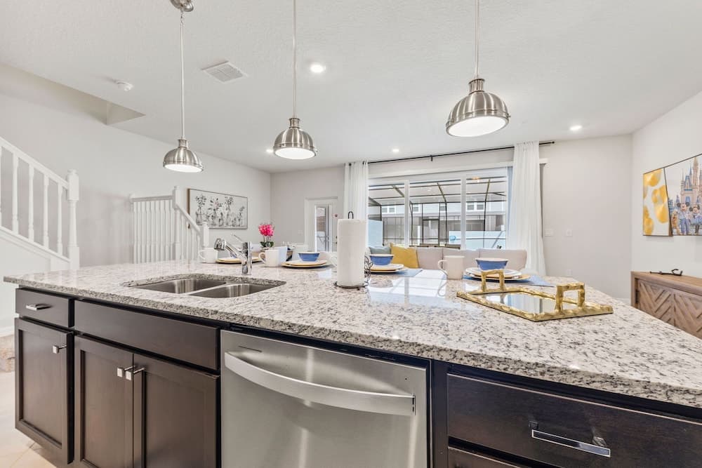 Shore Side #1286 - Image 8