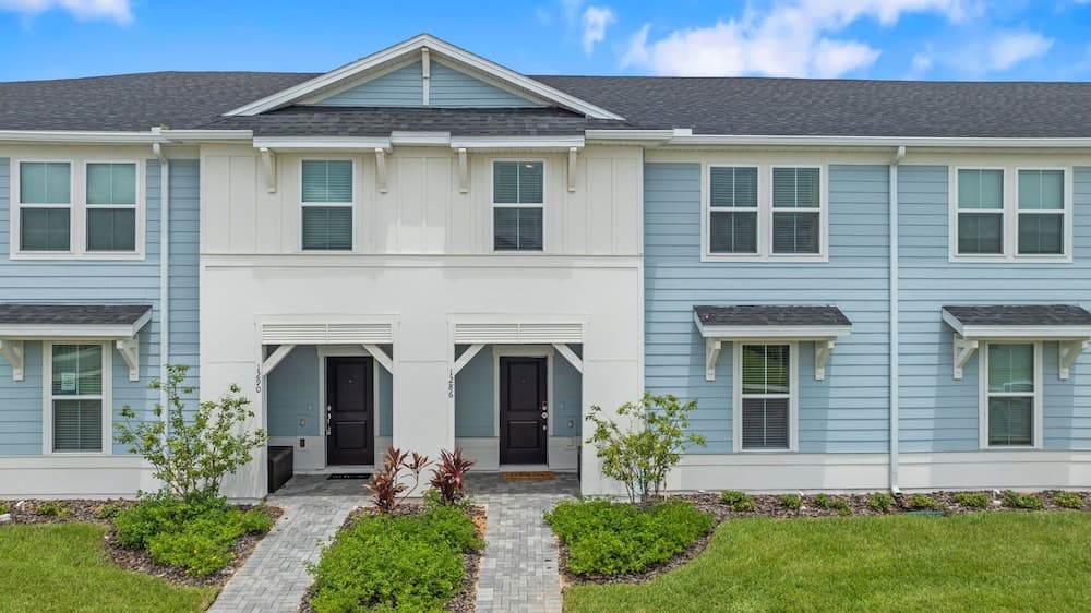 Shore Side #1286 - Image 39