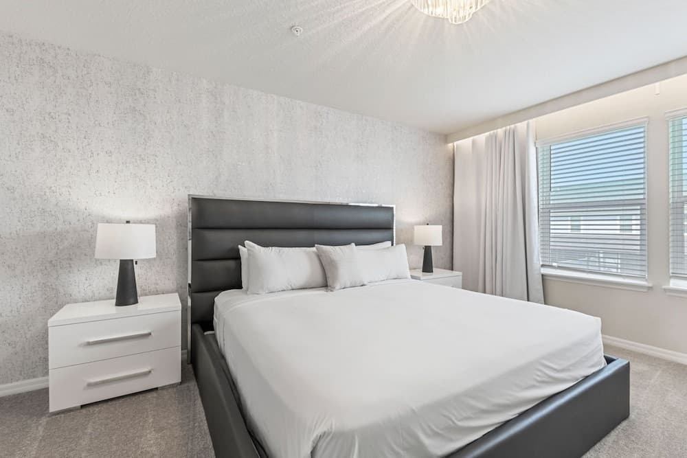 Blue Paradise #1287 - Image 4