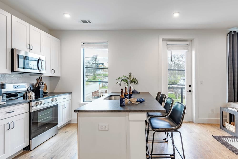 Kinfolk Quarters - Image 26