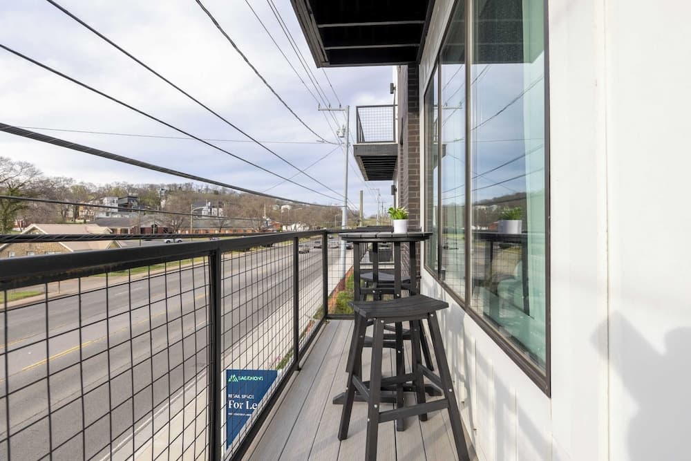 Kinfolk Quarters - Image 35