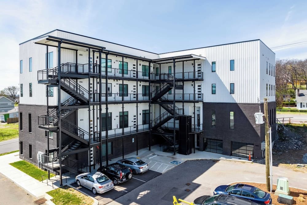 Kinfolk Quarters - Image 45