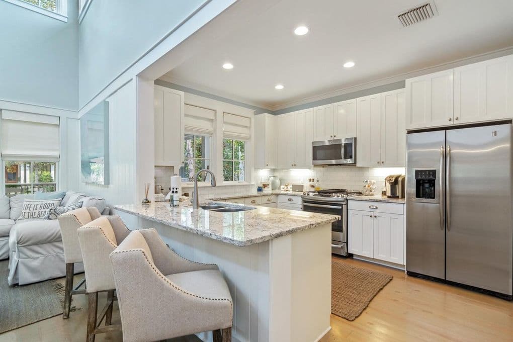 Western Lake House - Image 5