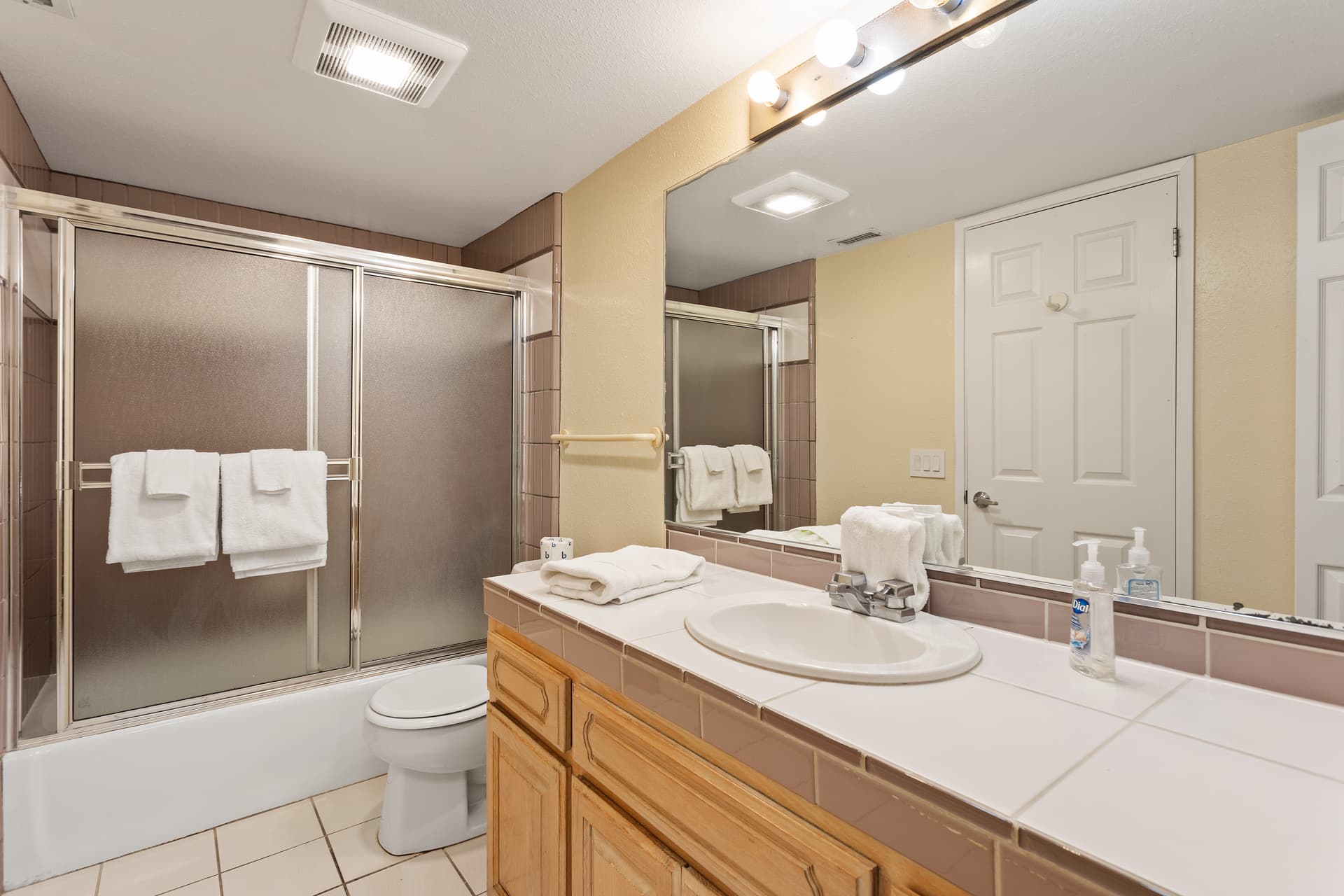 Sea Star Entire Home - Image 20