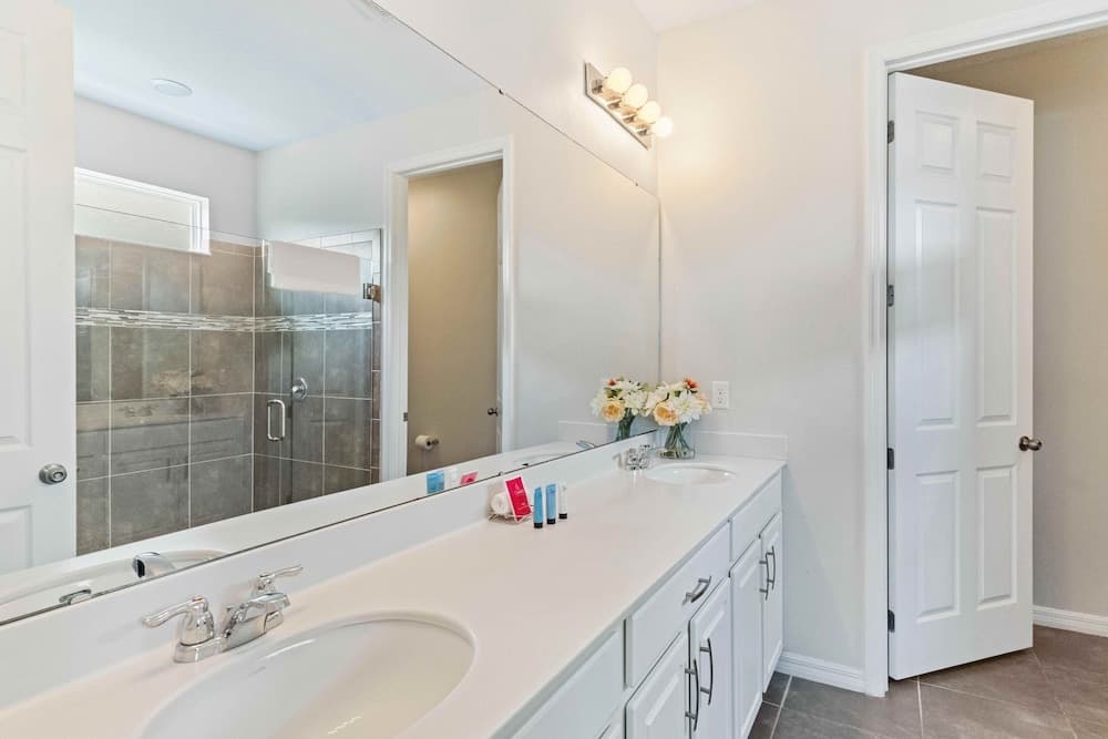 Nassau Villa #1512 - Image 31