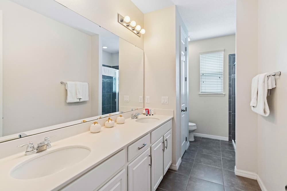 Nassau Villa #1512 - Image 32